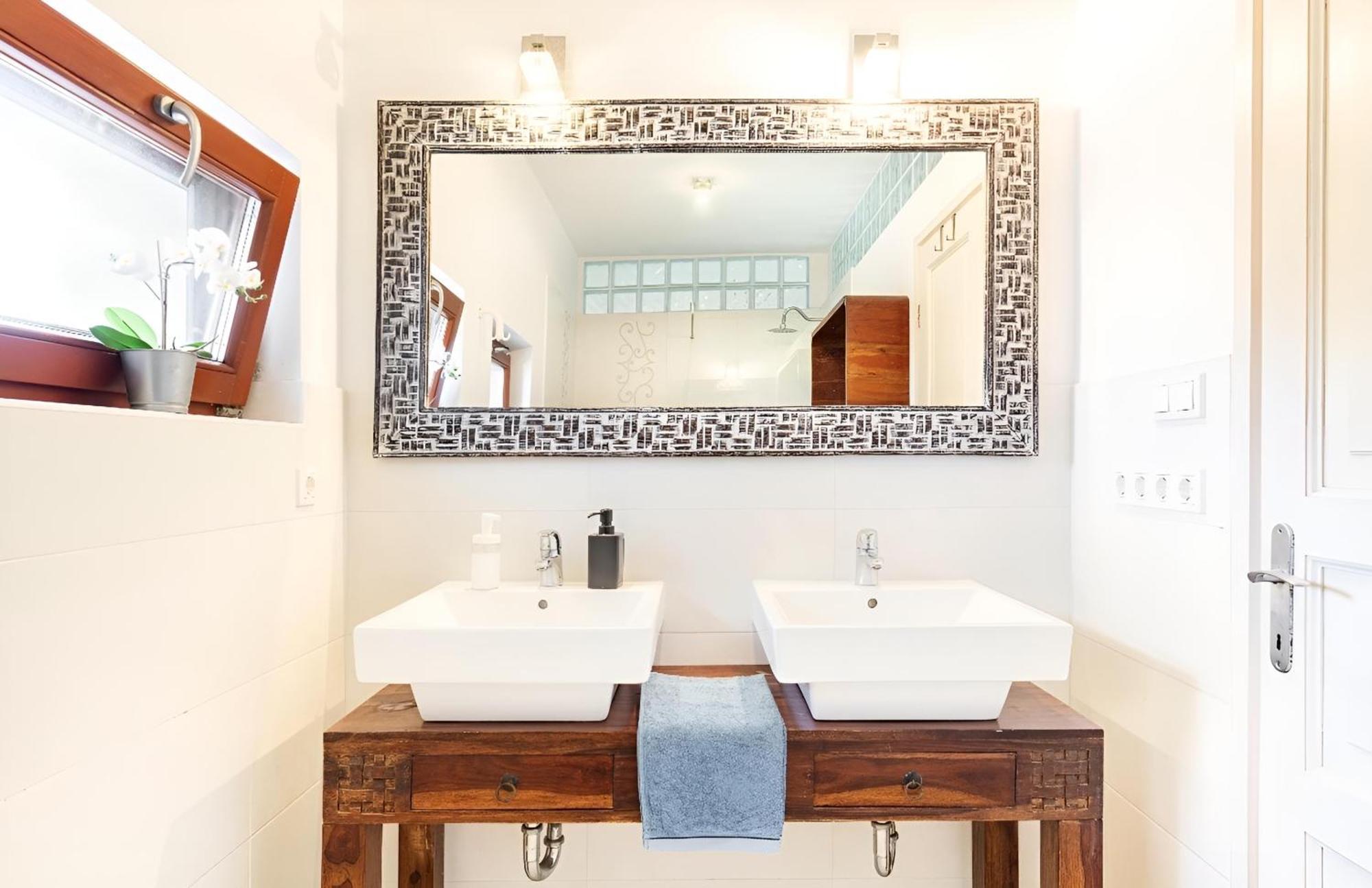 Maharaja Mountain Palace With Free Privat Parking And Garden Budapest Extérieur photo